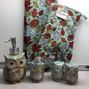 6 (six) piece owl kitchen set New items